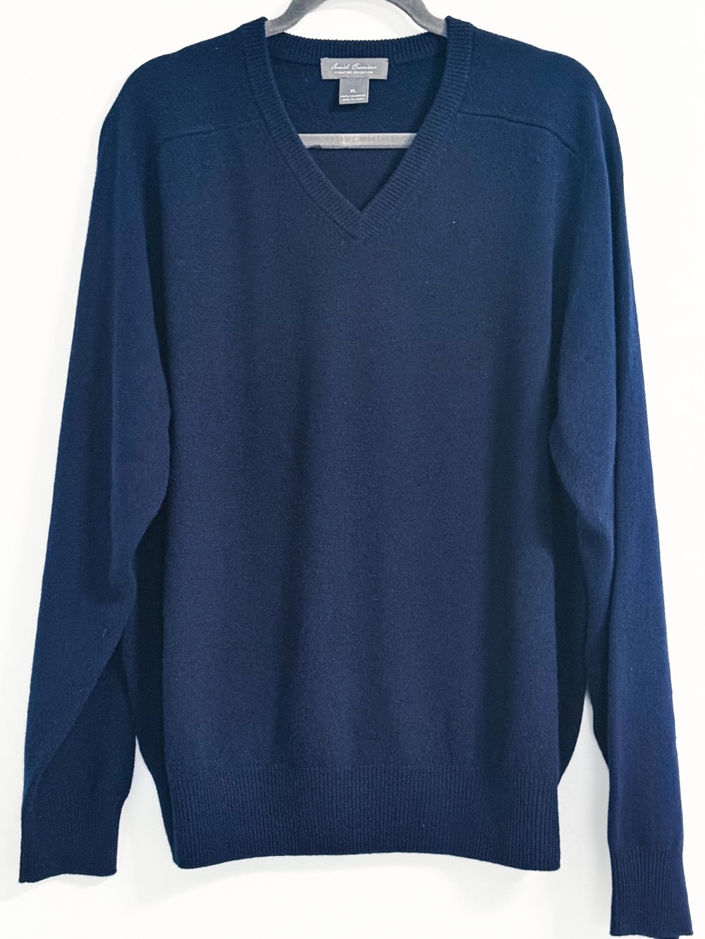 Daniel Cremieux Men’s XL 100% Cashmere V-Neck Sweater Navy Blue